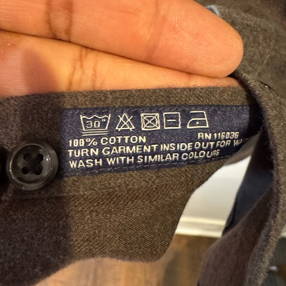 Charles Tyrwhitt Charcoal Button Down Shirt - Picture 4 of 4